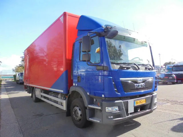 MAN TGM 12.250 NL TRUCK - Skříňový nákladní auto: obrázok 3 MAN TGM 12.250 NL TRUCK - Skříňový nákladní auto: obrázok 3