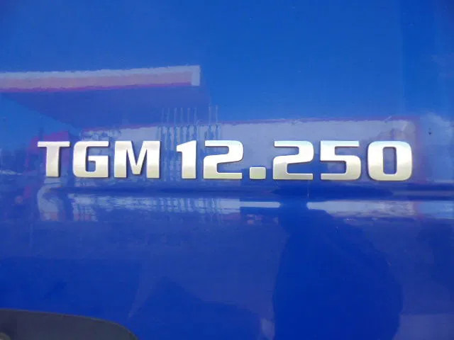 MAN TGM 12.250 NL TRUCK - Skříňový nákladní auto: obrázok 4 MAN TGM 12.250 NL TRUCK - Skříňový nákladní auto: obrázok 4