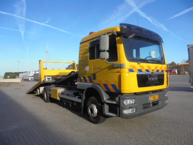 MAN TGM 12.250 NL TRUCK - Nákladné vozidlo na prepravu automobilov: obrázok 3 MAN TGM 12.250 NL TRUCK - Nákladné vozidlo na prepravu automobilov: obrázok 3