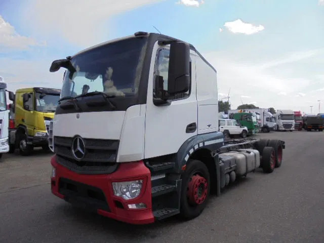 Mercedes-Benz ACTROS 2340 6X2 - Nákladné vozidlo na prepravu automobilov: obrázok 1 Mercedes-Benz ACTROS 2340 6X2 - Nákladné vozidlo na prepravu automobilov: obrázok 1
