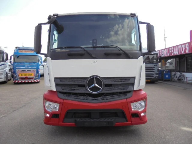 Mercedes-Benz ACTROS 2340 6X2 - Nákladné vozidlo na prepravu automobilov: obrázok 2 Mercedes-Benz ACTROS 2340 6X2 - Nákladné vozidlo na prepravu automobilov: obrázok 2