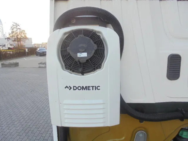 Nákladné vozidlo na prepravu automobilov Mercedes-Benz Actros 2340 LL: obrázok 17 Nákladné vozidlo na prepravu automobilov Mercedes-Benz Actros 2340 LL: obrázok 17