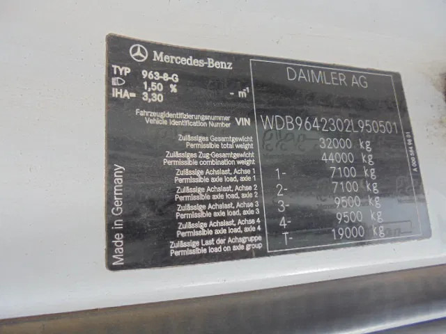 Leasing Mercedes-Benz Arocs 3240 K 8X4 Mercedes-Benz Arocs 3240 K 8X4: obrázok 17 Leasing Mercedes-Benz Arocs 3240 K 8X4 Mercedes-Benz Arocs 3240 K 8X4: obrázok 17