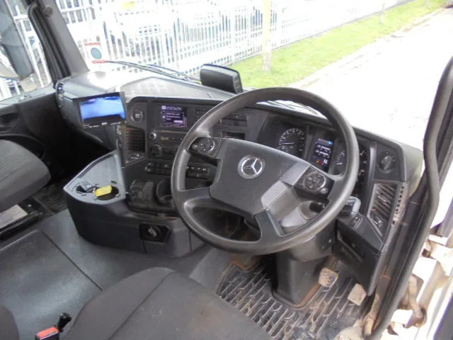 Leasing Mercedes-Benz Arocs 3240 K 8X4 Mercedes-Benz Arocs 3240 K 8X4: obrázok 10 Leasing Mercedes-Benz Arocs 3240 K 8X4 Mercedes-Benz Arocs 3240 K 8X4: obrázok 10