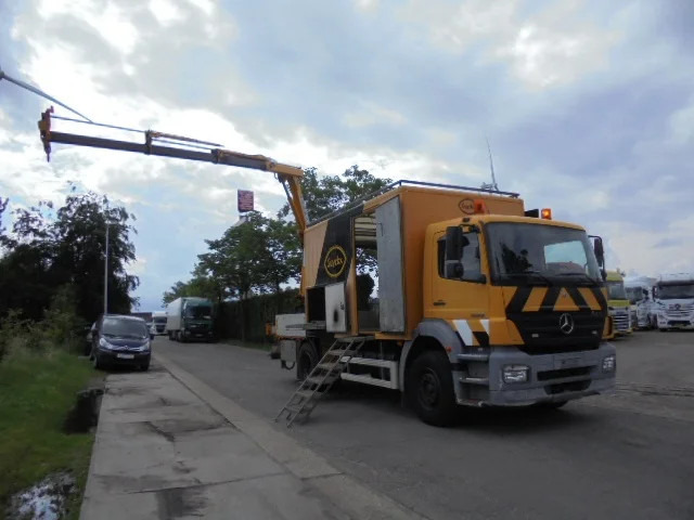 Mercedes-Benz Axor 1828 - Auto s hydraulickou rukou: obrázok 3 Mercedes-Benz Axor 1828 - Auto s hydraulickou rukou: obrázok 3