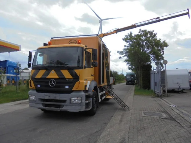 Mercedes-Benz Axor 1828 - Auto s hydraulickou rukou: obrázok 1 Mercedes-Benz Axor 1828 - Auto s hydraulickou rukou: obrázok 1