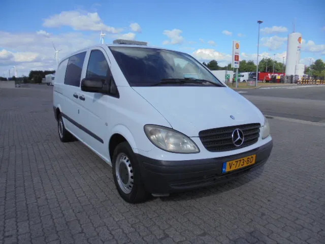 Mercedes-Benz Vito 110 - Malá dodávka, Dodávkа s dvojitou kabínou: obrázok 3 Mercedes-Benz Vito 110 - Malá dodávka, Dodávkа s dvojitou kabínou: obrázok 3