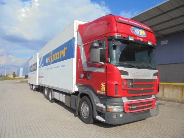 Scania R440 6X2 VOLUME COMBI + RETARDER - Skříňový nákladní auto: obrázok 3 Scania R440 6X2 VOLUME COMBI + RETARDER - Skříňový nákladní auto: obrázok 3