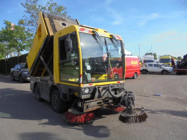 Schmidt CLEANGO 500 NL MACHINE - Priemyselný zametací stroj: obrázok 3 Schmidt CLEANGO 500 NL MACHINE - Priemyselný zametací stroj: obrázok 3