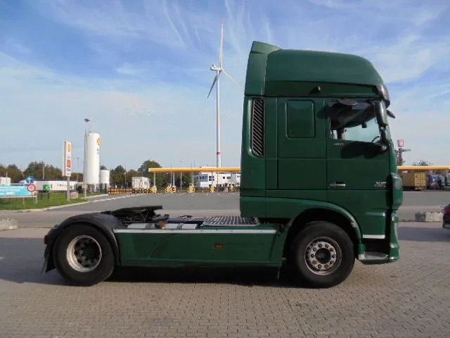 Ťahač DAF XF 106.460 SUPER SPACE CAB: obrázok 13