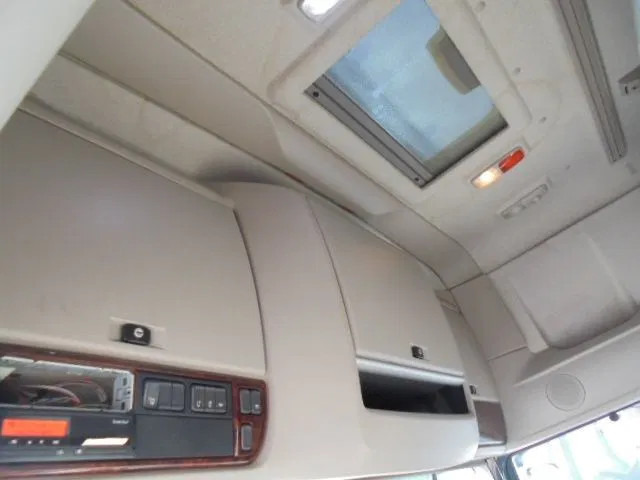 Ťahač DAF XF 106.460 SUPER SPACE CAB: obrázok 20