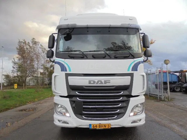 DAF XF 440 SPACE CAB - Ťahač: obrázok 2 DAF XF 440 SPACE CAB - Ťahač: obrázok 2