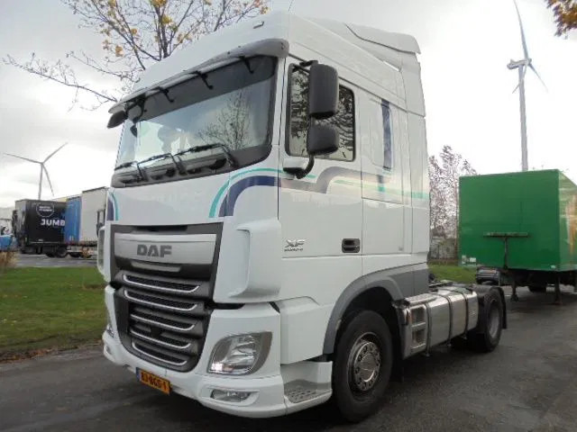 DAF XF 440 SPACE CAB - Ťahač: obrázok 1 DAF XF 440 SPACE CAB - Ťahač: obrázok 1