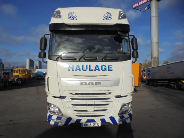 DAF XF 460 6X2 EUR6 RHD - Ťahač: obrázok 2 DAF XF 460 6X2 EUR6 RHD - Ťahač: obrázok 2