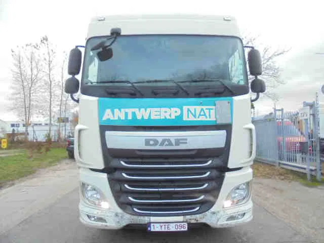 DAF XF 460 SPACECAB - Ťahač: obrázok 2 DAF XF 460 SPACECAB - Ťahač: obrázok 2