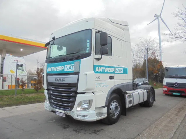 DAF XF 460 SPACECAB - Ťahač: obrázok 1 DAF XF 460 SPACECAB - Ťahač: obrázok 1