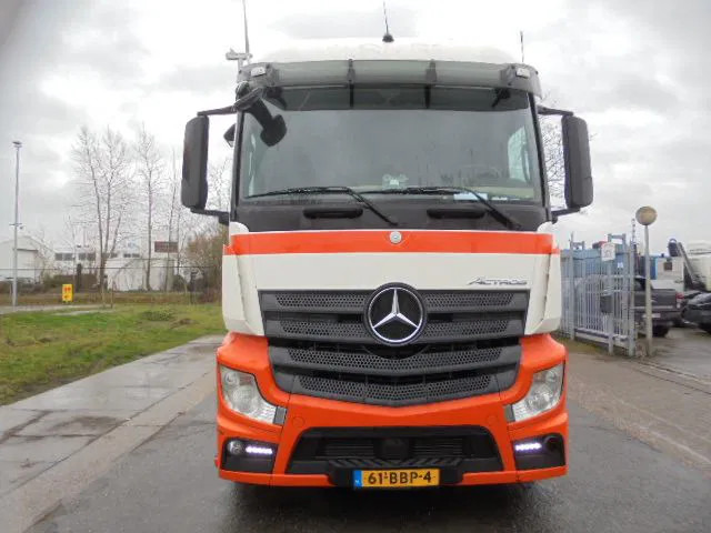 Mercedes-Benz Actros 1836 LS - Ťahač: obrázok 2 Mercedes-Benz Actros 1836 LS - Ťahač: obrázok 2