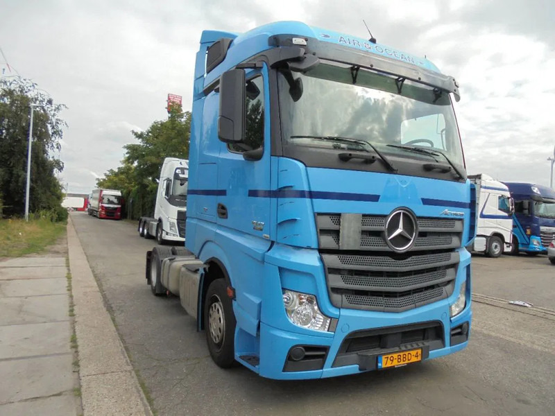 Mercedes-Benz Actros 1842 - Ťahač: obrázok 3 Mercedes-Benz Actros 1842 - Ťahač: obrázok 3