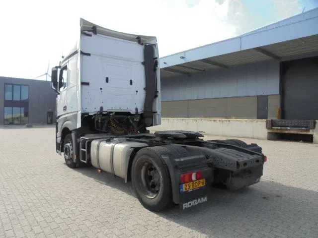 Mercedes-Benz Actros 1842 - Ťahač: obrázok 5 Mercedes-Benz Actros 1842 - Ťahač: obrázok 5