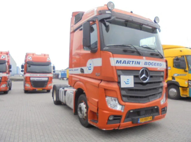 Mercedes-Benz Actros 1842 NL TRUCK APK 07-26 - Ťahač: obrázok 3 Mercedes-Benz Actros 1842 NL TRUCK APK 07-26 - Ťahač: obrázok 3