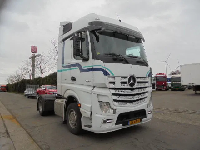 Mercedes-Benz Actros 1943 LS - Ťahač: obrázok 3 Mercedes-Benz Actros 1943 LS - Ťahač: obrázok 3