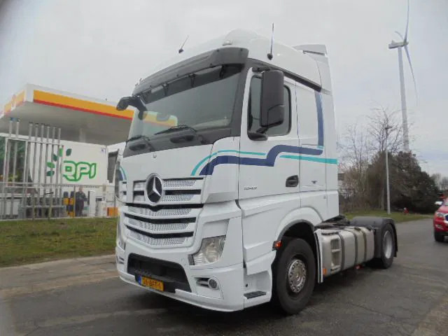 Mercedes-Benz Actros 1943 LS - Ťahač: obrázok 1 Mercedes-Benz Actros 1943 LS - Ťahač: obrázok 1