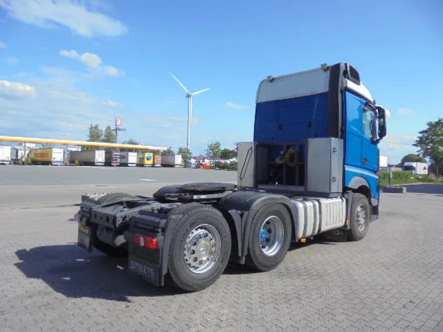 Mercedes-Benz Actros 2648 6X2 NL TRUCK - Ťahač: obrázok 4 Mercedes-Benz Actros 2648 6X2 NL TRUCK - Ťahač: obrázok 4