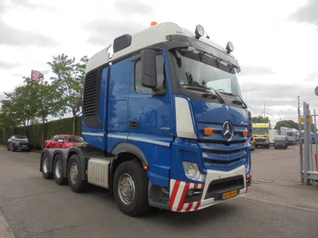 Mercedes-Benz Actros 4158 8X4 180 TON NL KENTEKEN - Ťahač: obrázok 3 Mercedes-Benz Actros 4158 8X4 180 TON NL KENTEKEN - Ťahač: obrázok 3