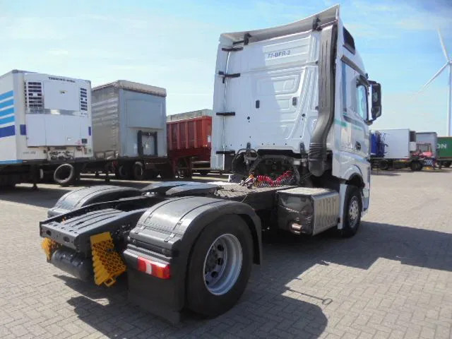 Mercedes-Benz Actros ACTROS 1842 - Ťahač: obrázok 3 Mercedes-Benz Actros ACTROS 1842 - Ťahač: obrázok 3