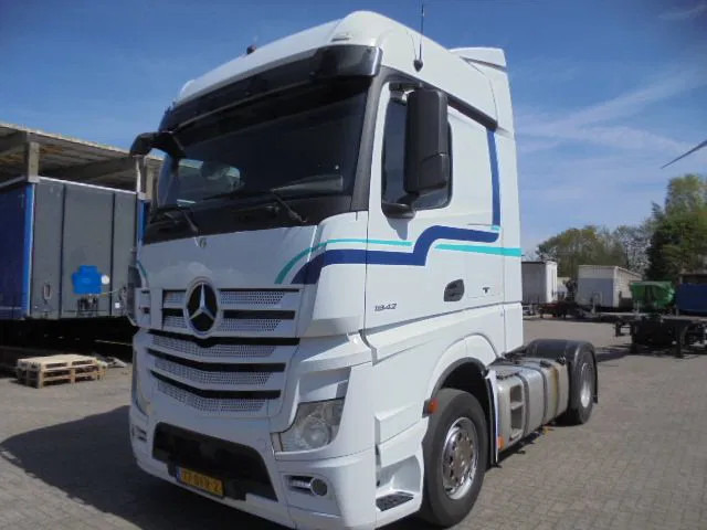 Mercedes-Benz Actros ACTROS 1842 - Ťahač: obrázok 1 Mercedes-Benz Actros ACTROS 1842 - Ťahač: obrázok 1