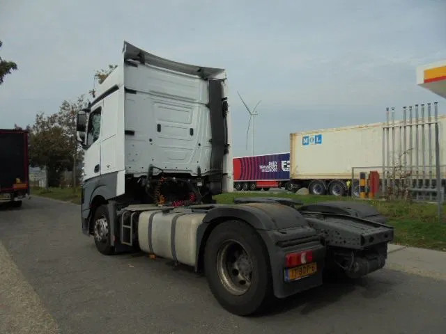 Mercedes-Benz Actros - Ťahač: obrázok 5 Mercedes-Benz Actros - Ťahač: obrázok 5