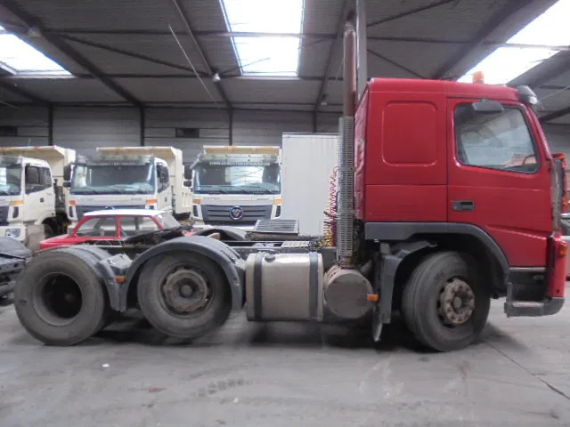 Volvo FM 380 ENGINE NOT OK ONLY PARTS - Ťahač: obrázok 4 Volvo FM 380 ENGINE NOT OK ONLY PARTS - Ťahač: obrázok 4