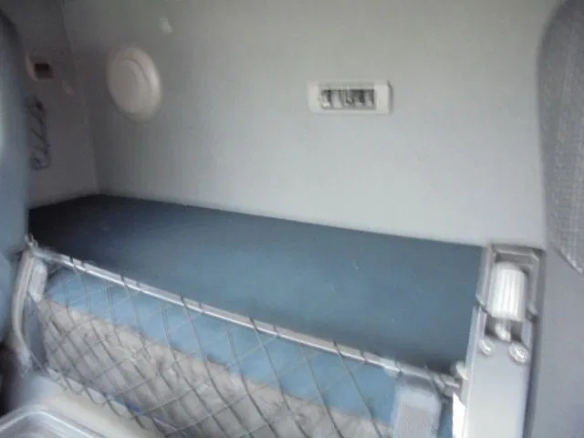 Ťahač Volvo FM 410 6X2 ADR + HYDRAULICS NL TRUCK: obrázok 15