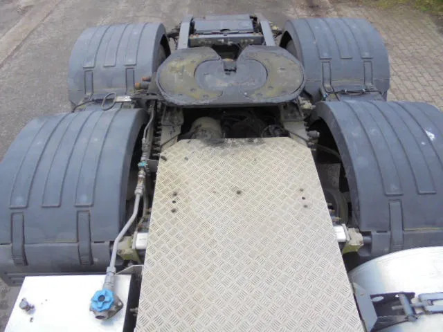 Ťahač Volvo FM 410 6X2 ADR + HYDRAULICS NL TRUCK: obrázok 9