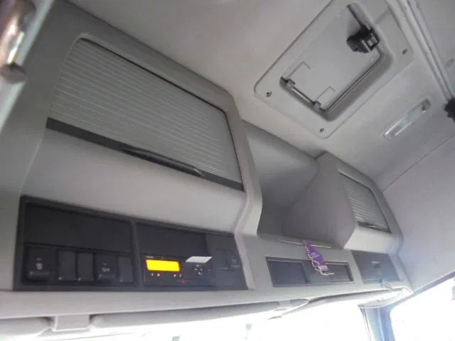 Ťahač Volvo FM 410 6X2 ADR + HYDRAULICS NL TRUCK: obrázok 14