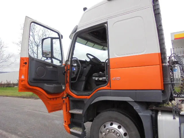 Ťahač Volvo FM 410 6X2 ADR + HYDRAULICS NL TRUCK: obrázok 11