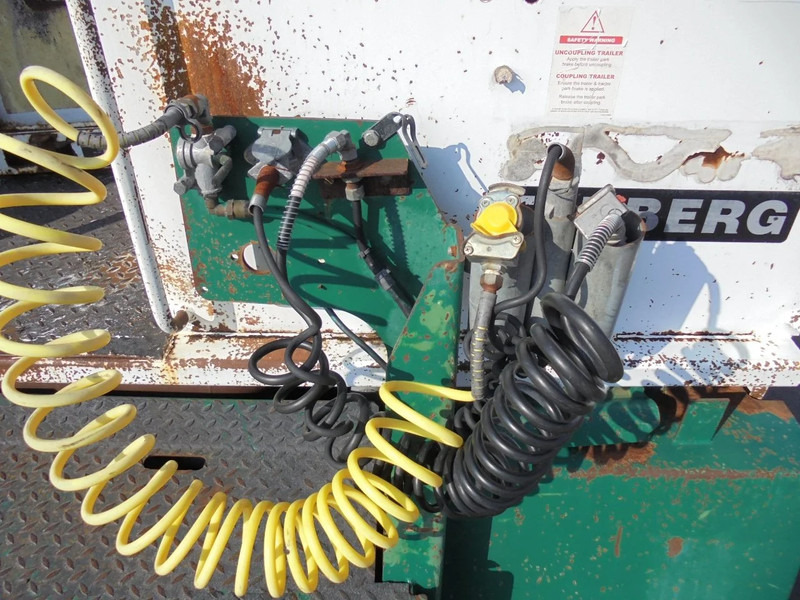 Terminálový ťahač Terberg YT 180: obrázok 11