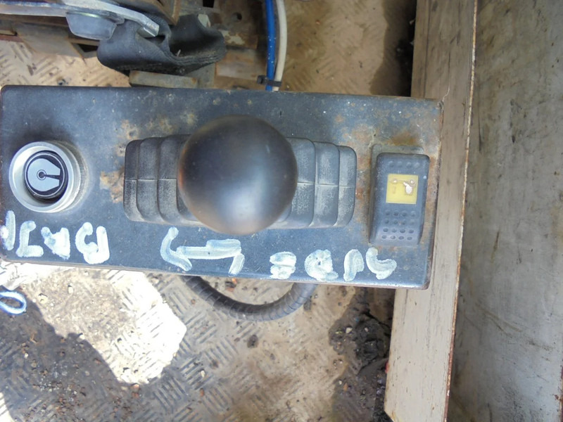 Terminálový ťahač Terberg YT 180: obrázok 8