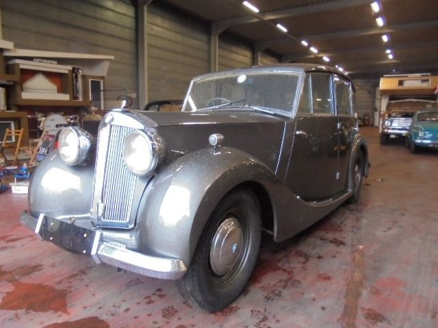 Triumph Roadster 1800 SALOON - Automobil: obrázok 2 Triumph Roadster 1800 SALOON - Automobil: obrázok 2