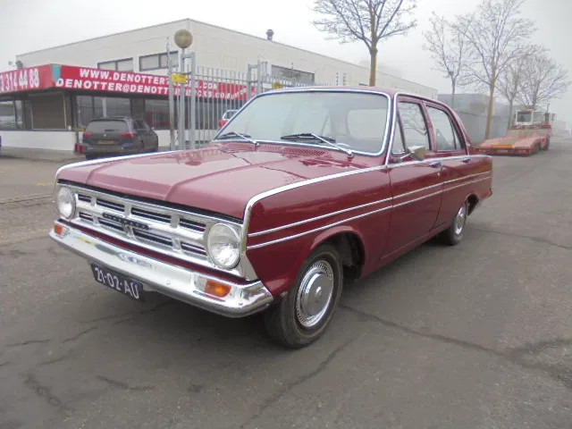 Vauxhall VX 4.90 - Sedan: obrázok 1 Vauxhall VX 4.90 - Sedan: obrázok 1