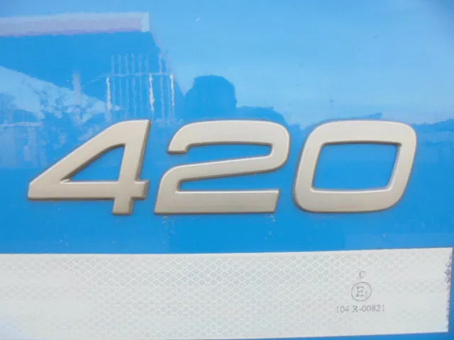 Volvo FH 420 6X2 NL TRUCK - Plachtové nákladné vozidlo: obrázok 4 Volvo FH 420 6X2 NL TRUCK - Plachtové nákladné vozidlo: obrázok 4