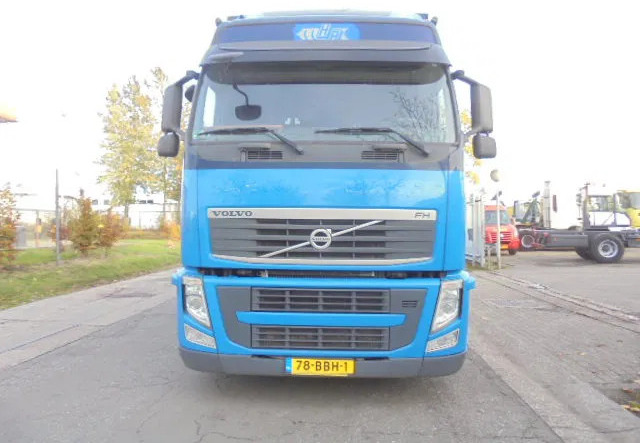 Volvo FH 420 6X2 NL TRUCK - Plachtové nákladné vozidlo: obrázok 2 Volvo FH 420 6X2 NL TRUCK - Plachtové nákladné vozidlo: obrázok 2
