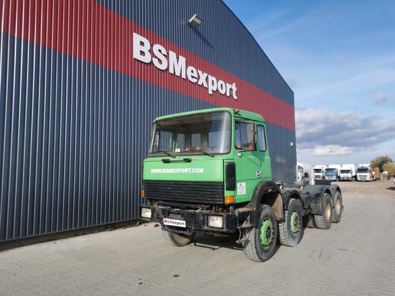 Iveco Magirus 300-34 V8 chassis truck - Podvozek s kabinou: obrázok 1 Iveco Magirus 300-34 V8 chassis truck - Podvozek s kabinou: obrázok 1