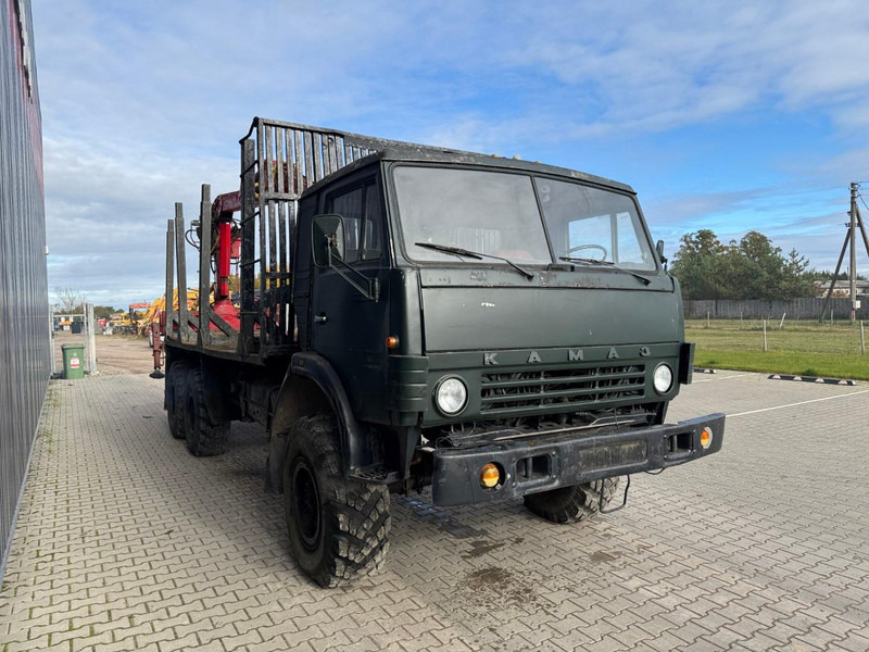 Kamaz 43101, 6x6 - Nákladné vozidlo na prepravu dreva, Auto s hydraulickou rukou: obrázok 2 Kamaz 43101, 6x6 - Nákladné vozidlo na prepravu dreva, Auto s hydraulickou rukou: obrázok 2