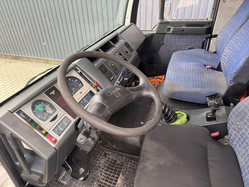 MAN FE 18.280, 13300 l - Cisternové vozidlo: obrázok 5 MAN FE 18.280, 13300 l - Cisternové vozidlo: obrázok 5