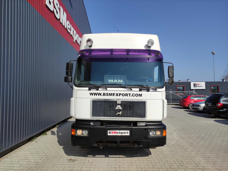 MAN 19.403 truck tractor - Ťahač: obrázok 2 MAN 19.403 truck tractor - Ťahač: obrázok 2