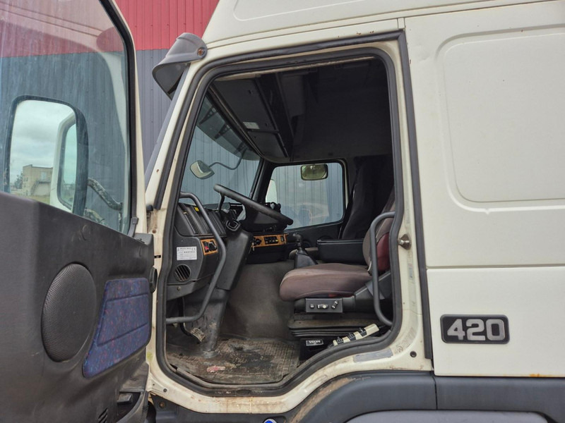Valníkový/ Plošinový nákladný automobil Volvo FM 12.420 without crane: obrázok 6