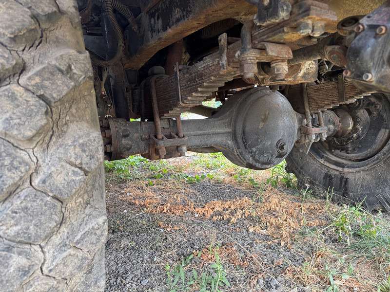 ZIL 131, 6X6 - Podvozek s kabinou: obrázok 3 ZIL 131, 6X6 - Podvozek s kabinou: obrázok 3