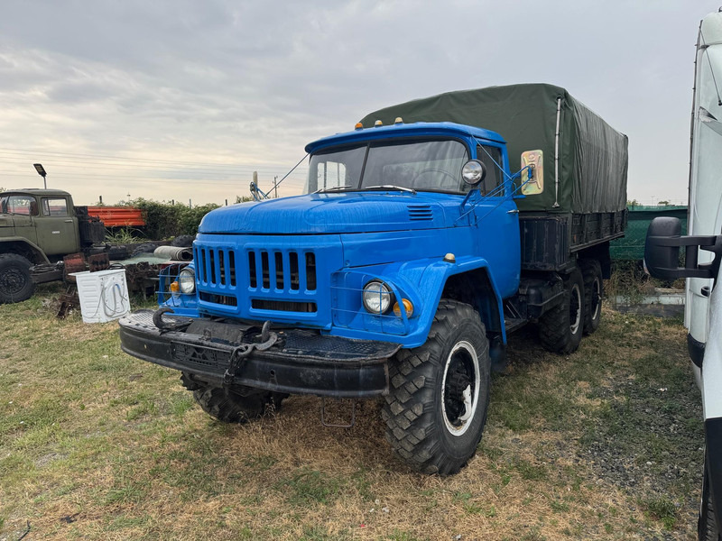 ZIL 131, 6x6 low mileage - Plachtové nákladné vozidlo: obrázok 1 ZIL 131, 6x6 low mileage - Plachtové nákladné vozidlo: obrázok 1
