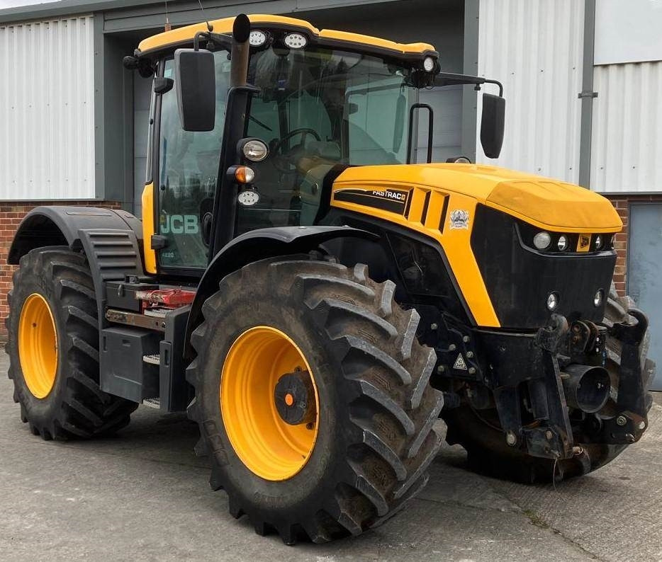 JCB 4220 Fastrac - Traktor: obrázok 1 JCB 4220 Fastrac - Traktor: obrázok 1